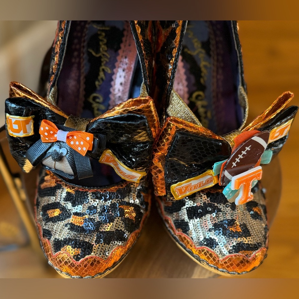 hand embellished statement concept heels University of Tennessee theme, size9/40